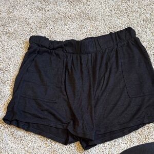 Women's Black linen Shorts